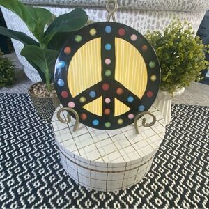 Coton Colors Peace Sign Plate with Multicolor Dots